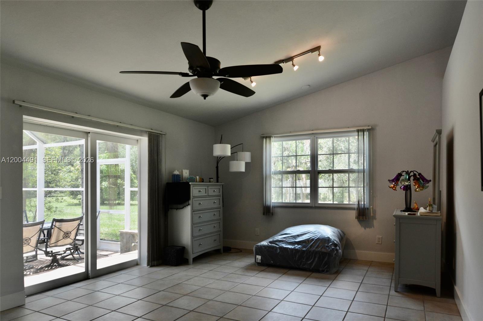 18220 Elmwood Property Photo 73