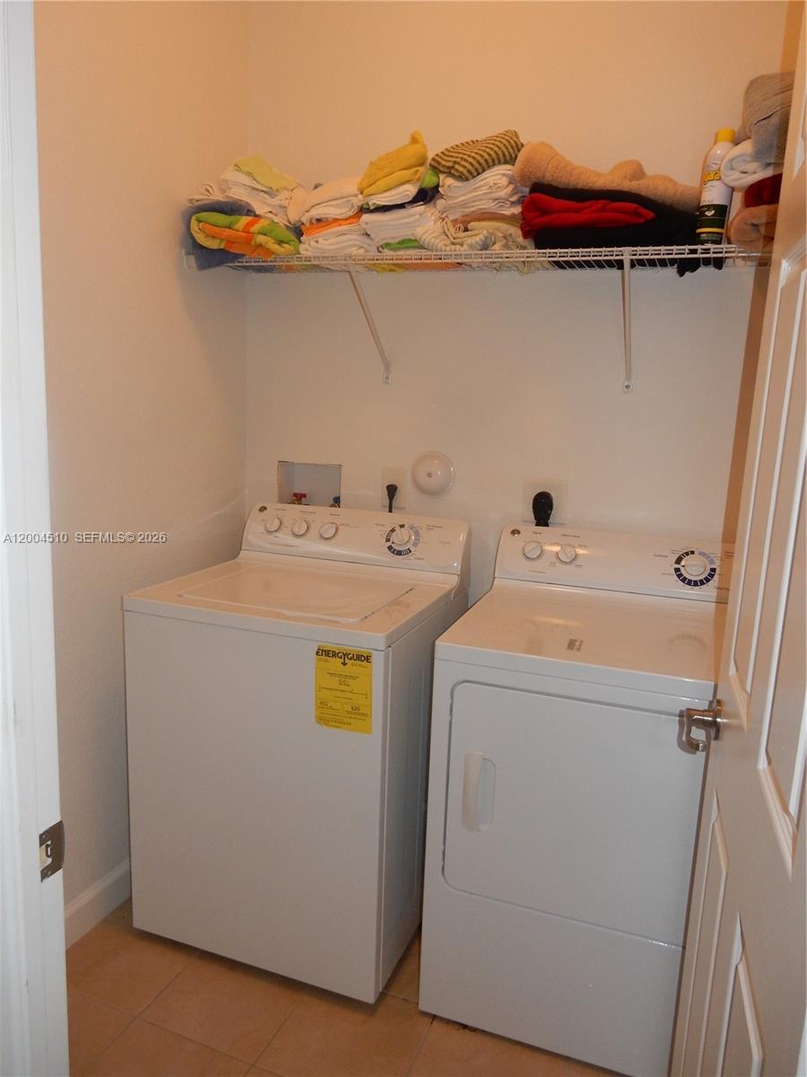 11455 Nw 88th Ln Property Photo 19