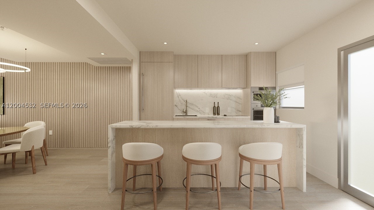 250 Collins Ave 109 Property Photo 2