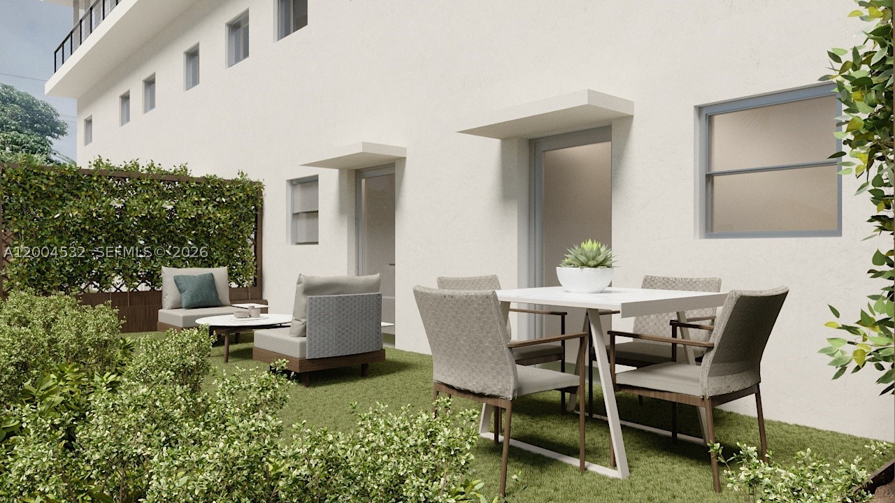 250 Collins Ave 109 Property Photo 16