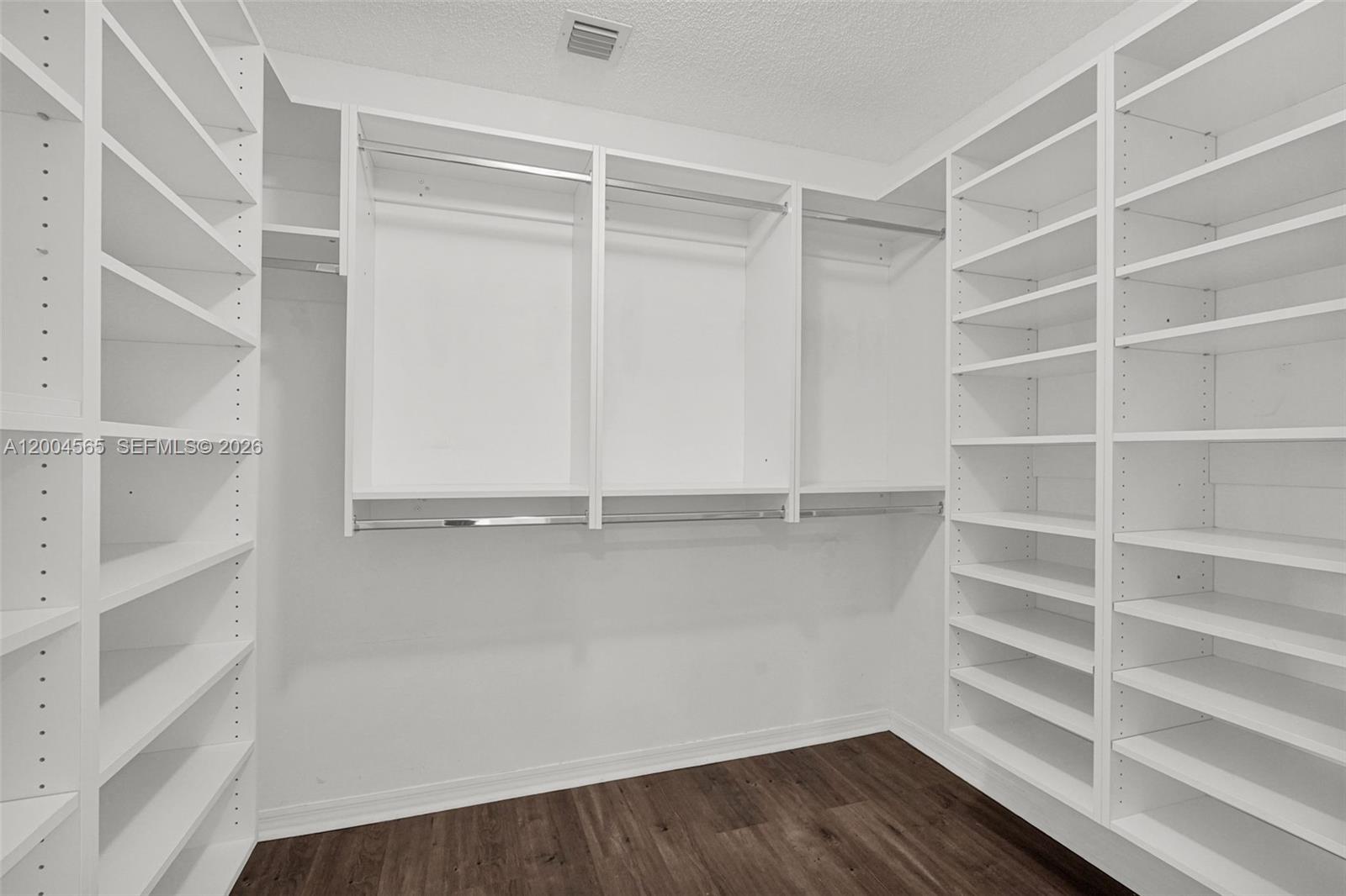 1675 Yellowheart Way Property Photo 32