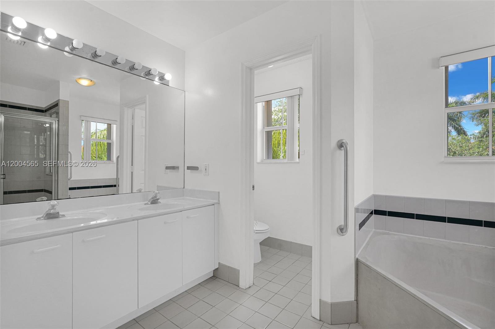 1675 Yellowheart Way Property Photo 33