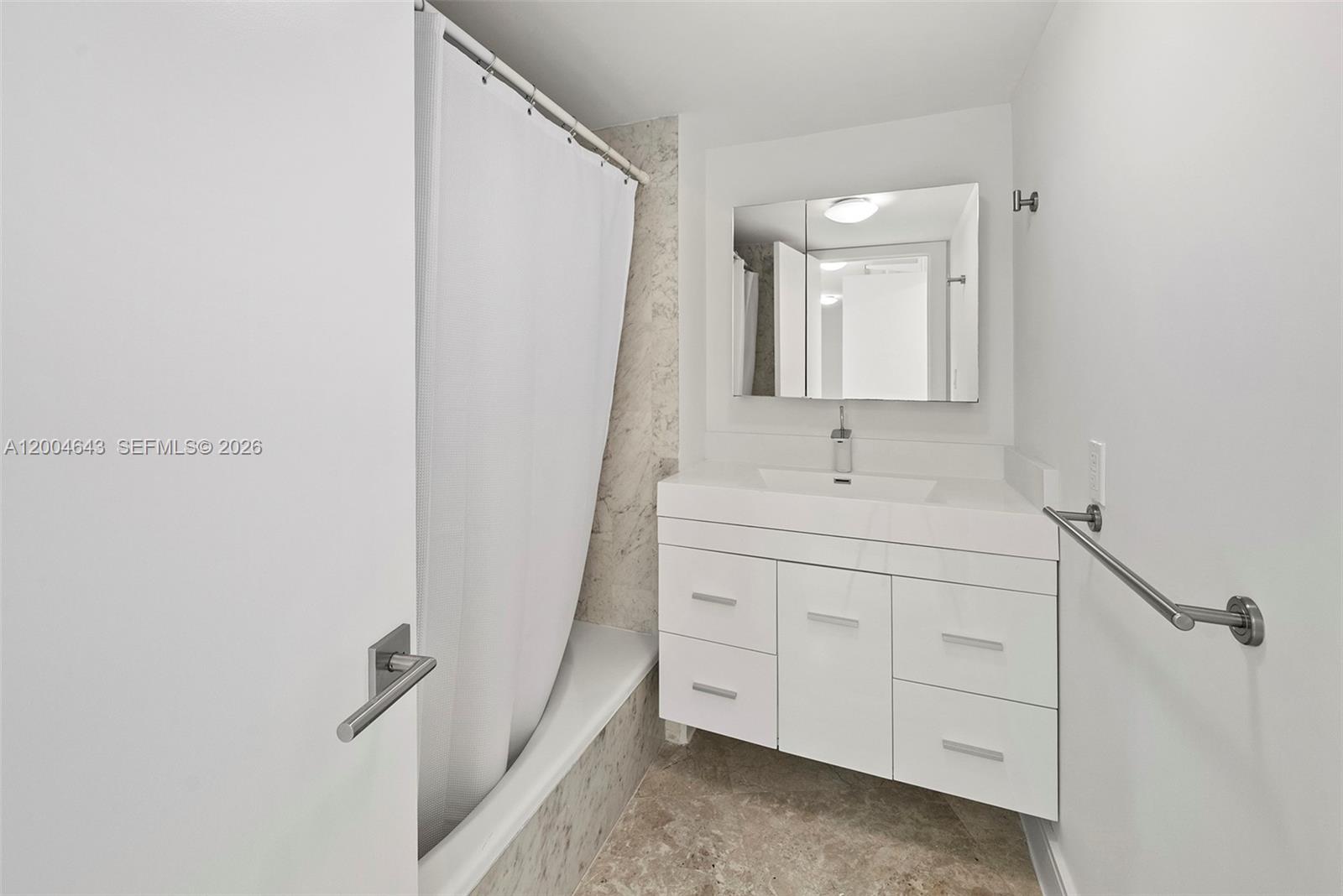 600 Grapetree Dr 3bs Property Photo 35