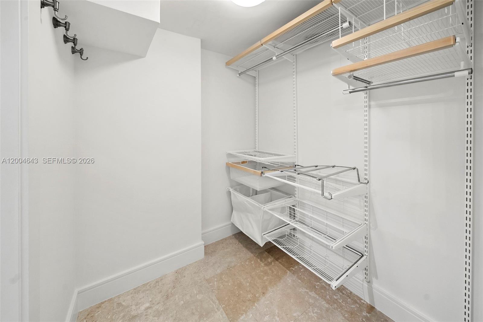 600 Grapetree Dr 3bs Property Photo 49
