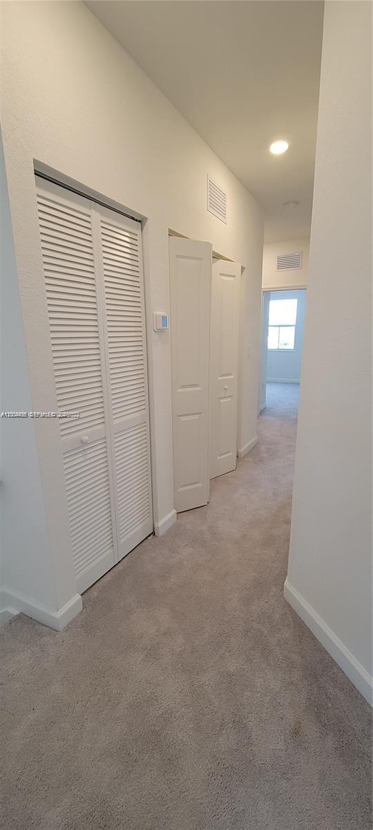 1010 Se 26th Ter Property Photo 11