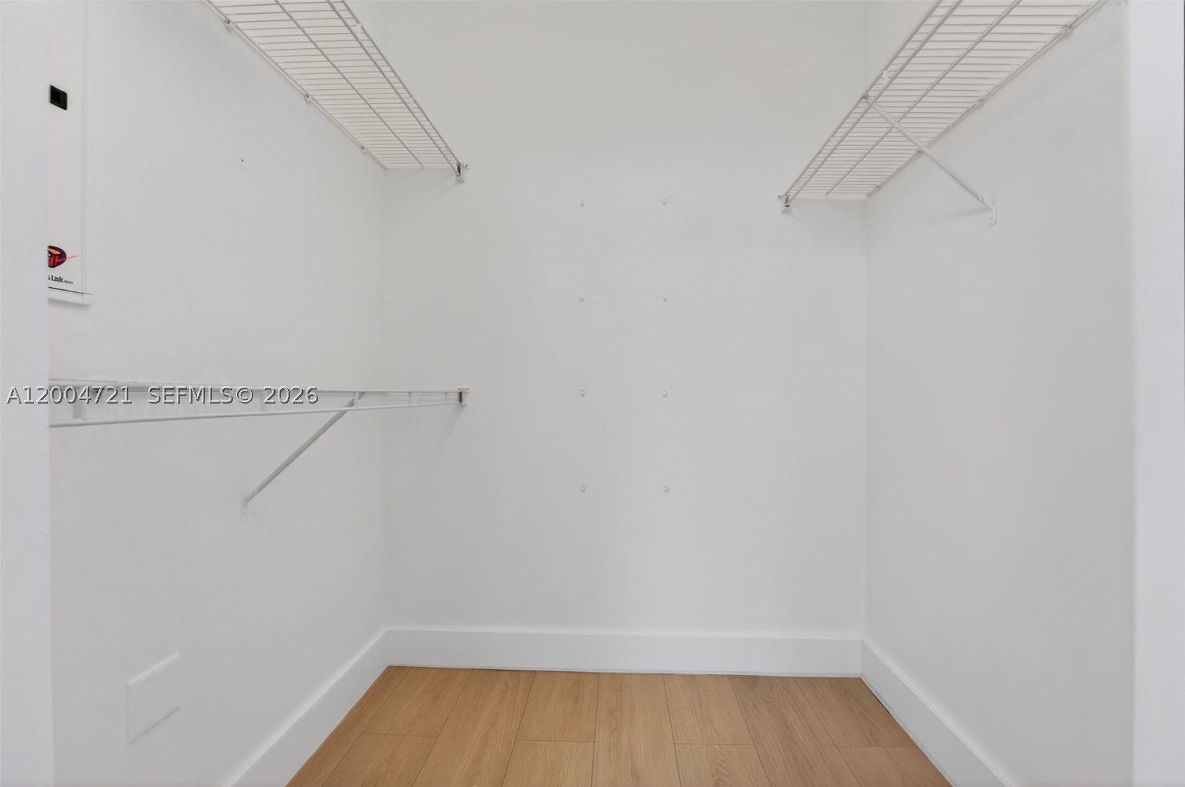 2401 Ne 65th St 205 Property Photo 24