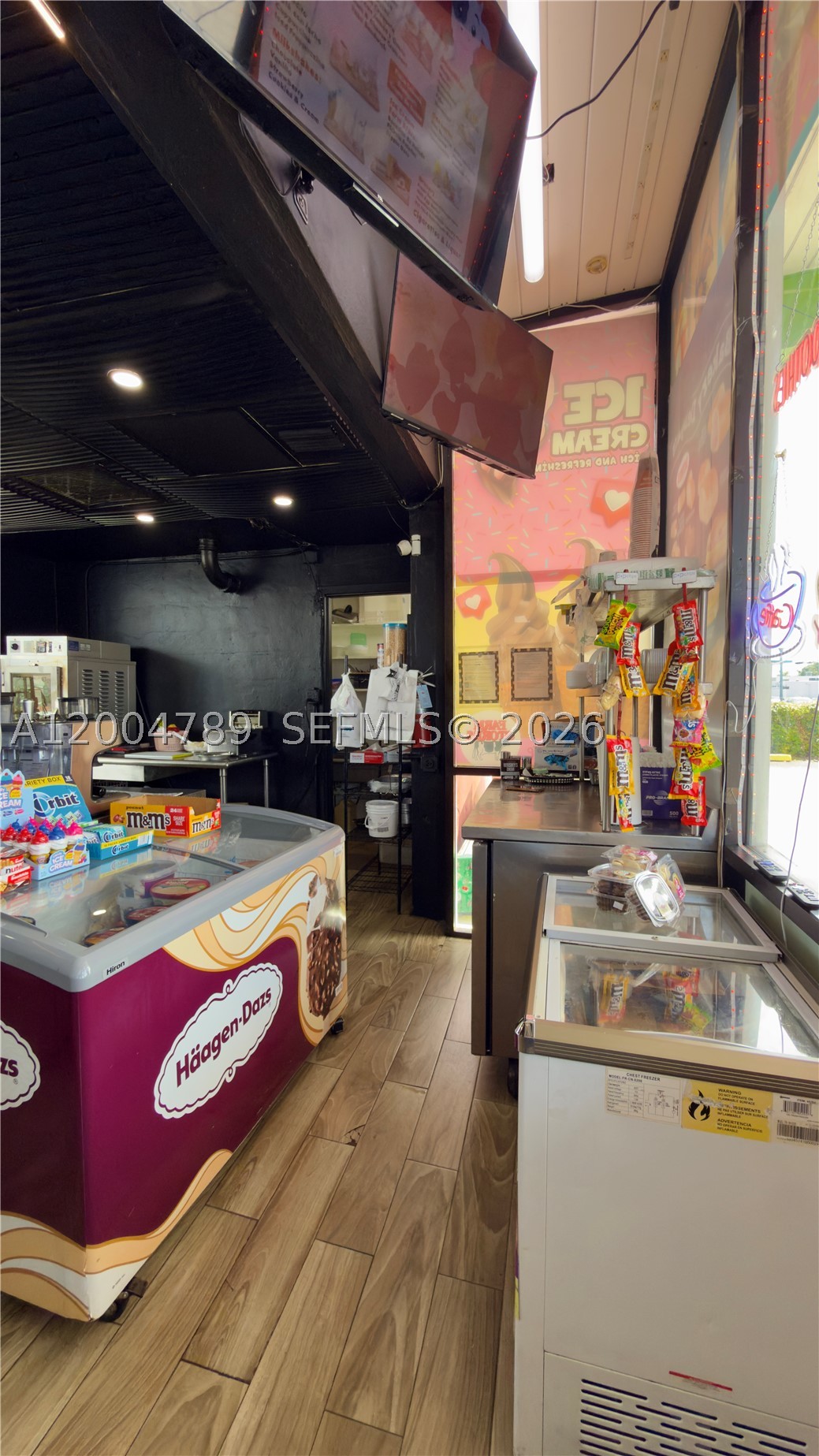 Farm Store Coral Gables Property Photo 8