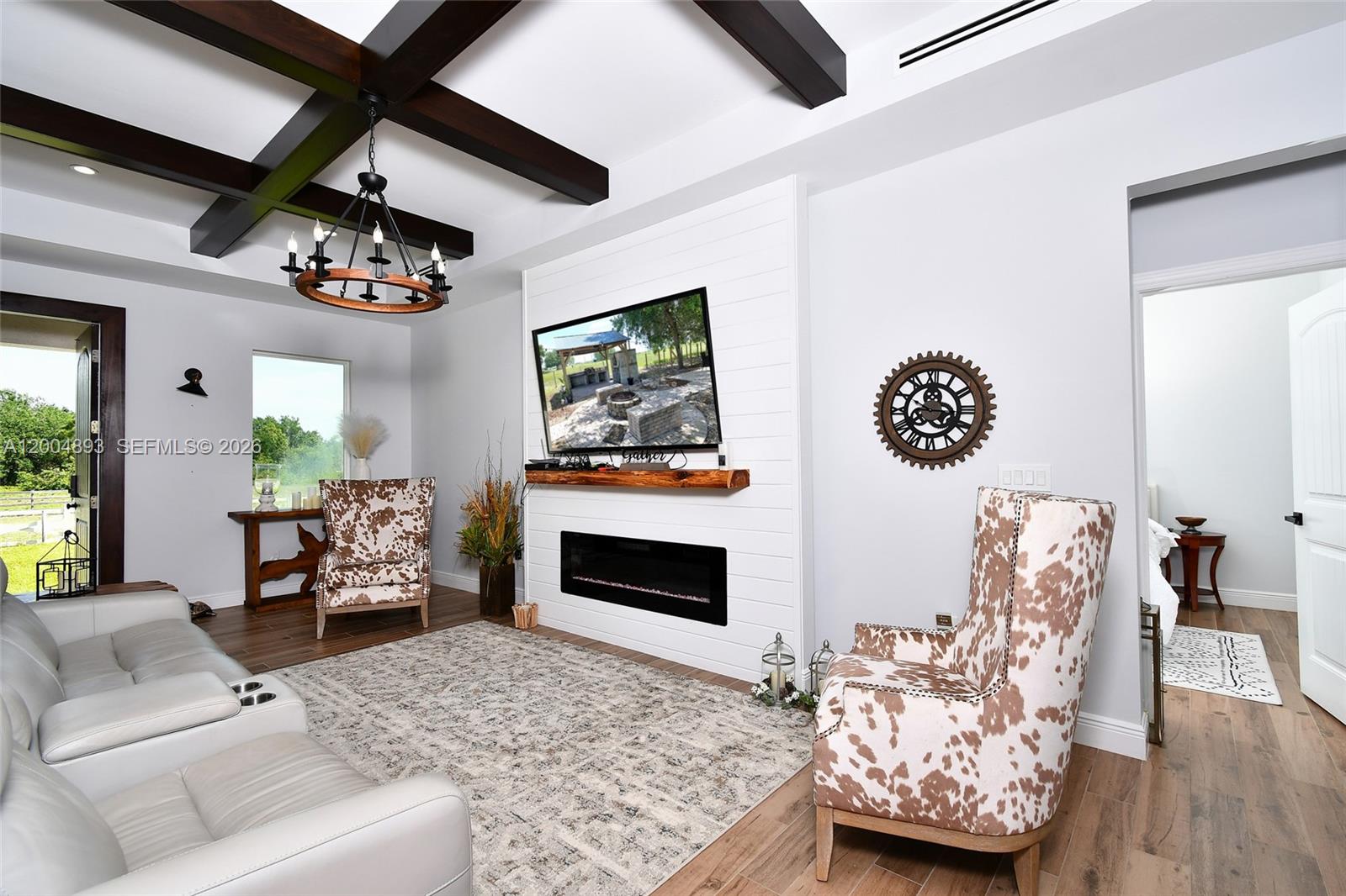 7655 17th Place Property Photo 17