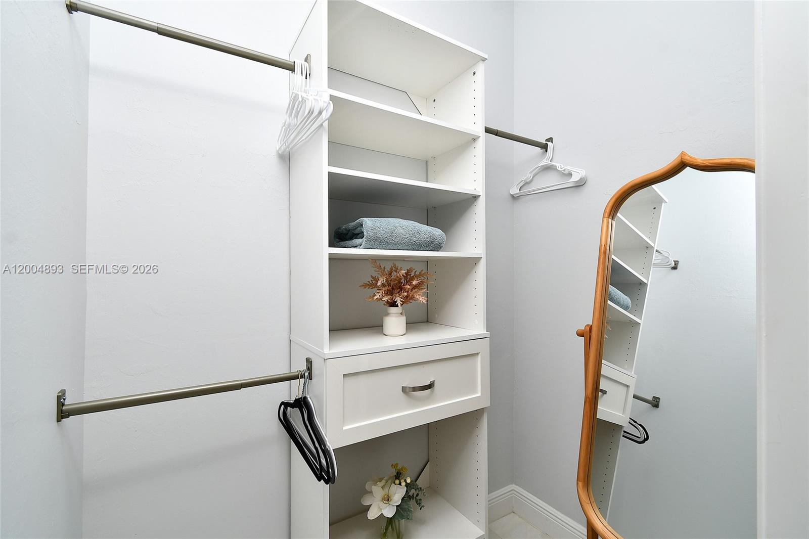 7655 17th Place Property Photo 20