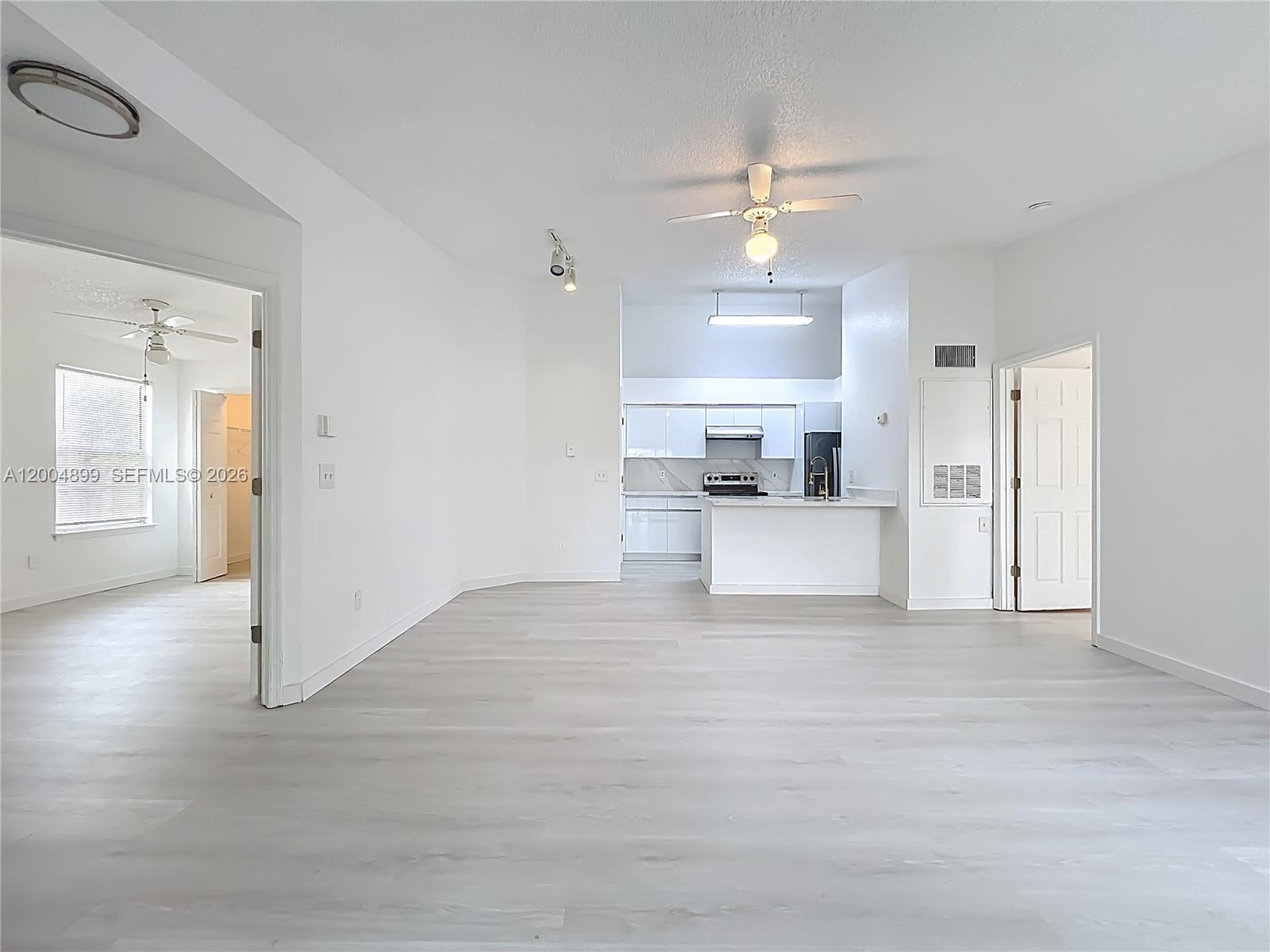 2225 Metropolitan Way 1225 Property Photo 13