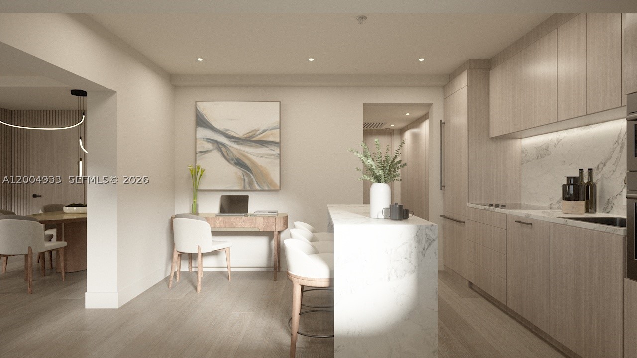 250 Collins Ave 105 Property Photo 3