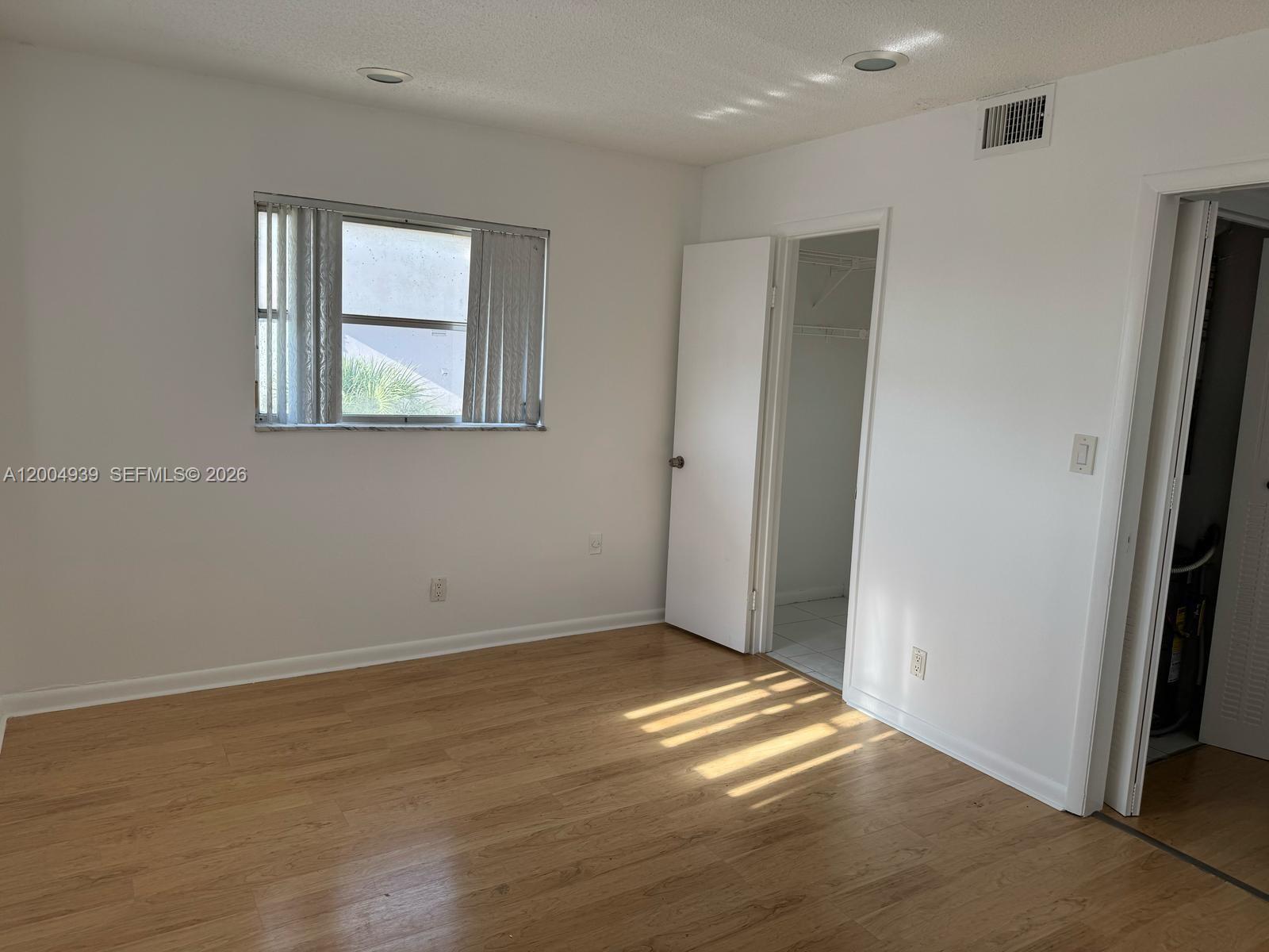 1880 N Congress Ave 302 Property Photo 13