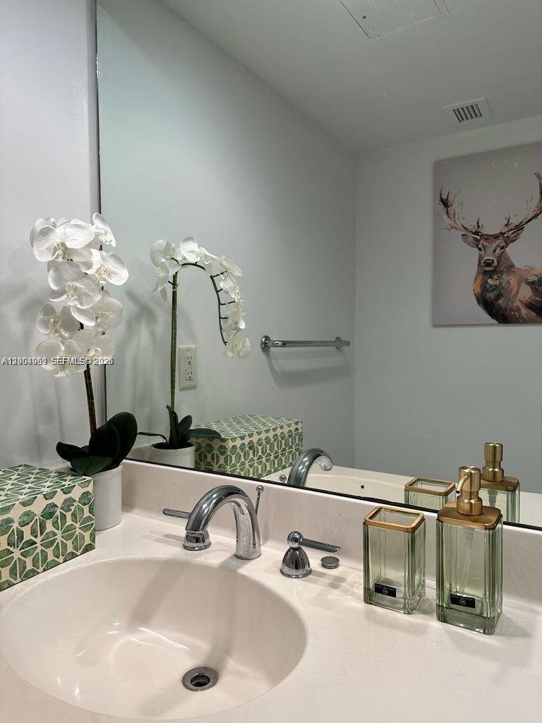 3000 S Ocean Dr 414 Property Photo 11