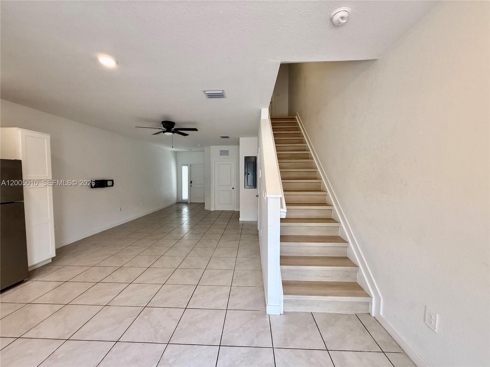 529 Ne 1st Dr Property Photo 7