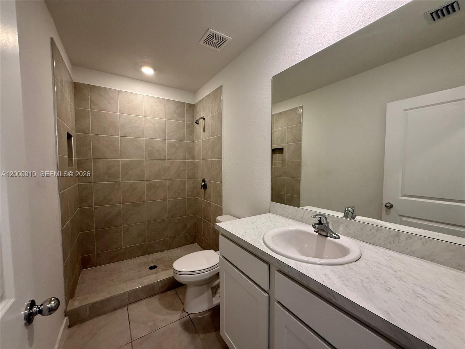 529 Ne 1st Dr Property Photo 16