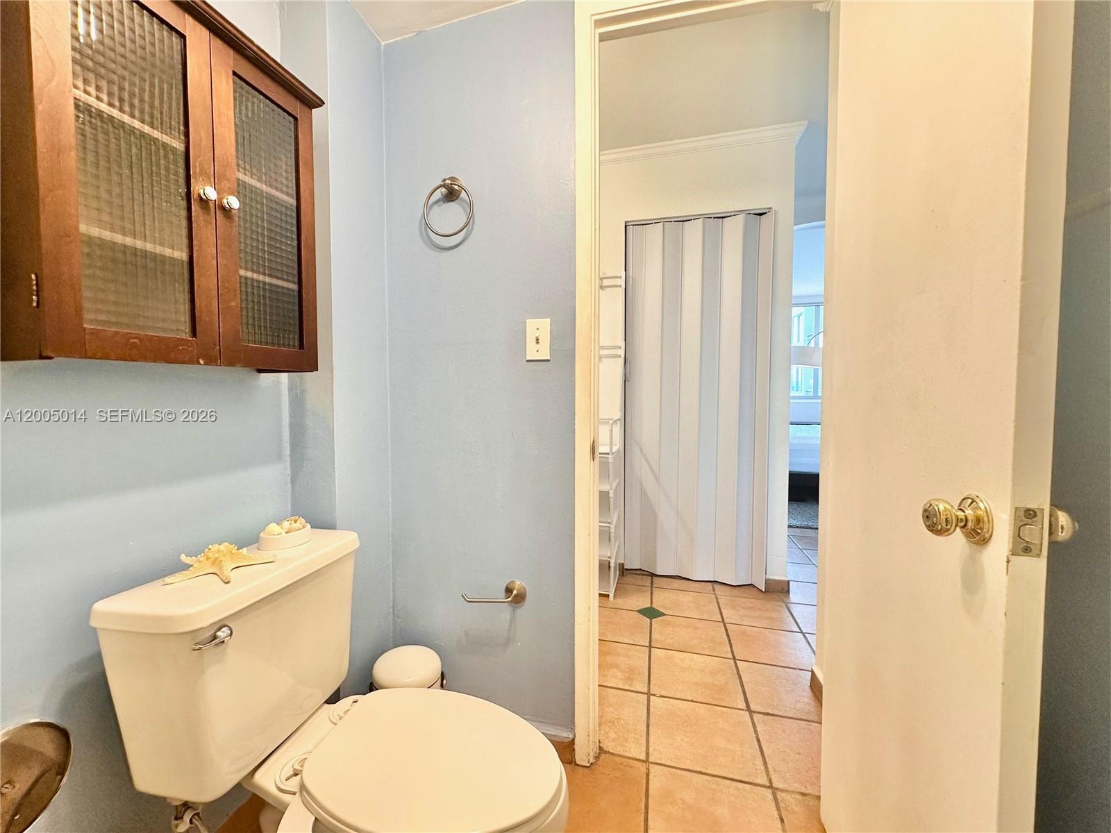 7135 Collins Ave 811 Property Photo 22