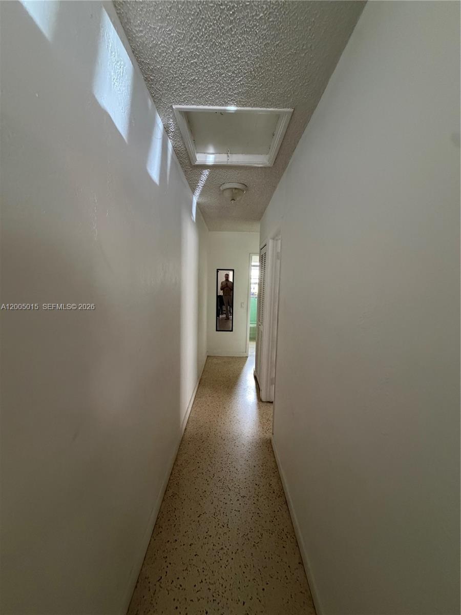 3361 Sw 28th St Property Photo 4