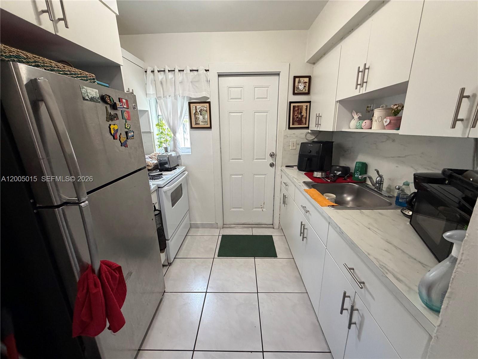 3361 Sw 28th St Property Photo 12