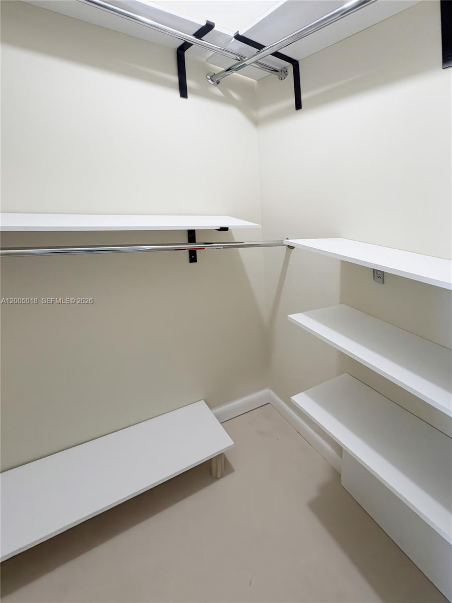 777 Ne 62nd St C402 Property Photo 10