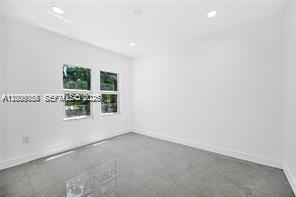 1301 Sharar Ave Property Photo 6