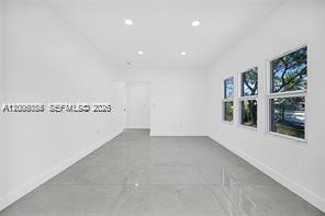 1301 Sharar Ave Property Photo 16