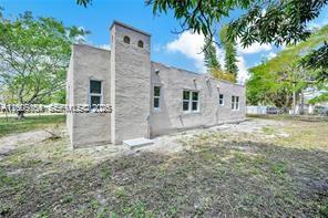 1301 Sharar Ave Property Photo 23