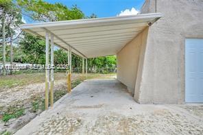 1301 Sharar Ave Property Photo 25
