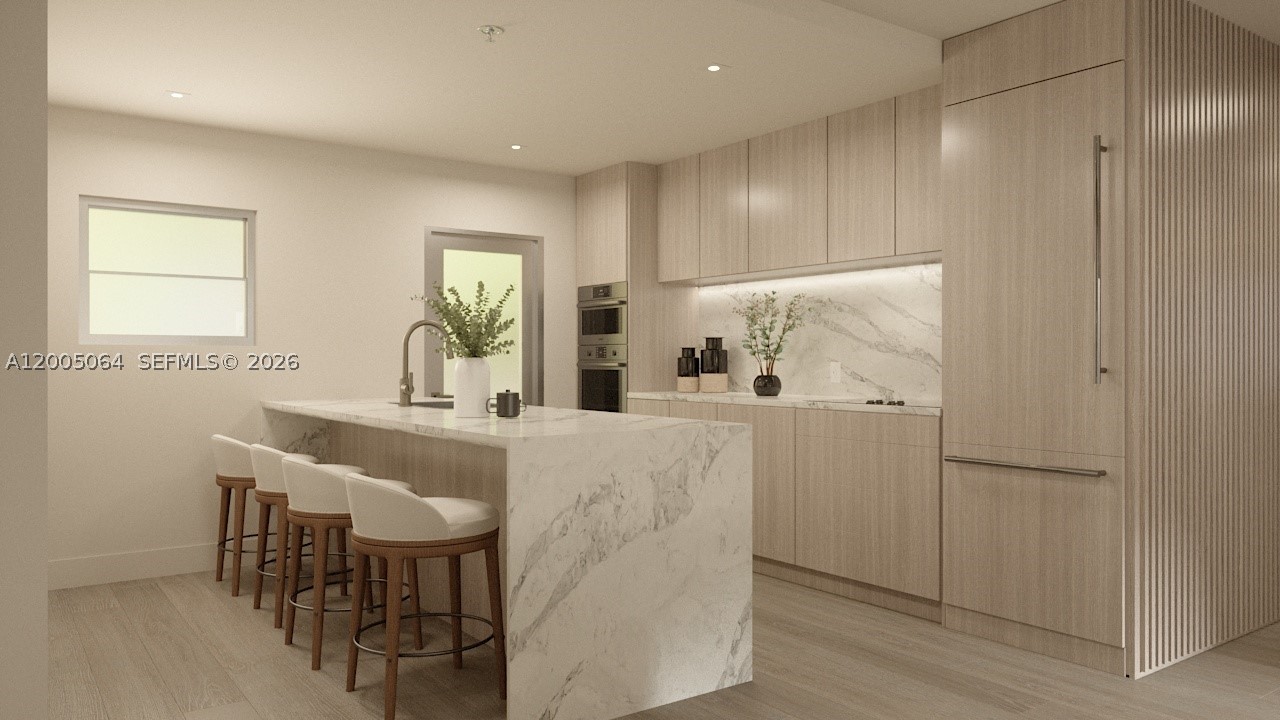 250 Collins Ave 201 Property Photo 2