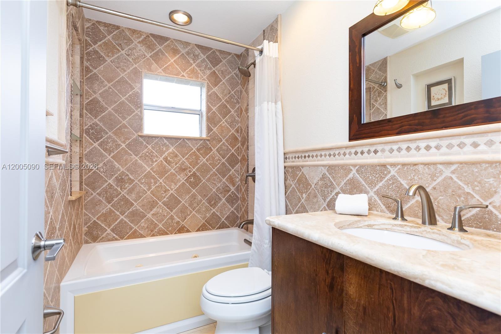 854 Normandy R 854 Property Photo 14