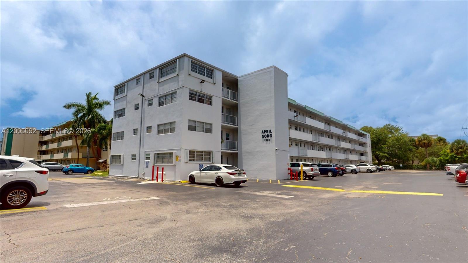 1333 E Hallandale Beach Blvd 326 Property Photo 37