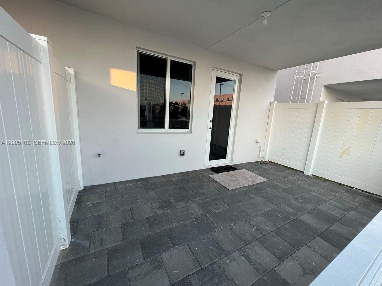 10300 Nw 66th Av 101 Property Photo 16