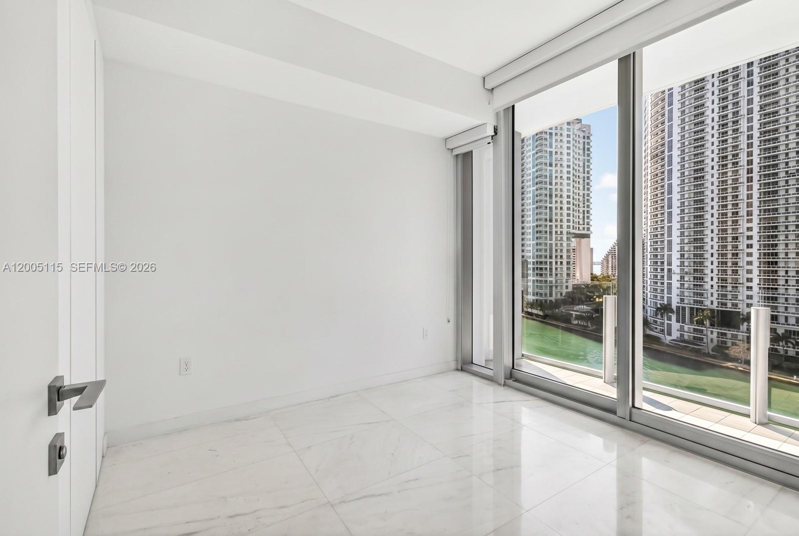 300 Biscayne Blvd Way 1002 Property Photo 10