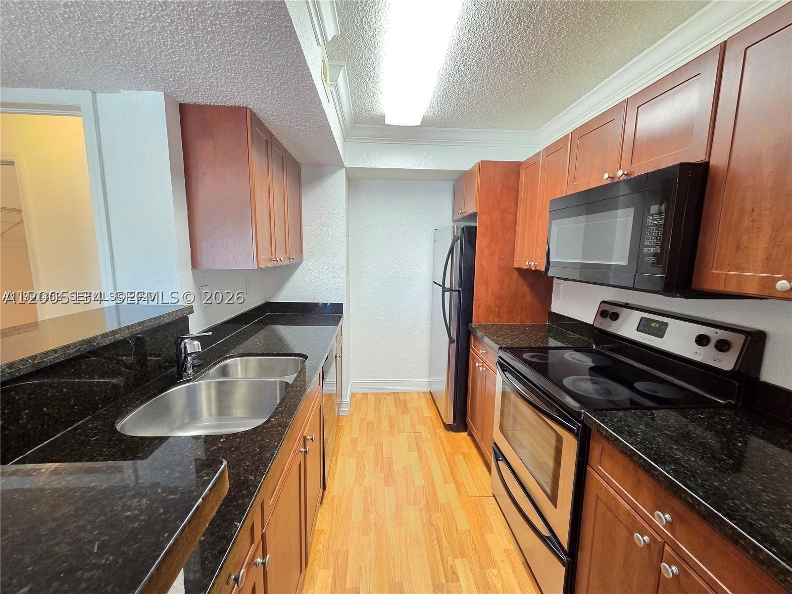 15650 Sw 105th Ln 502 Property Photo 6