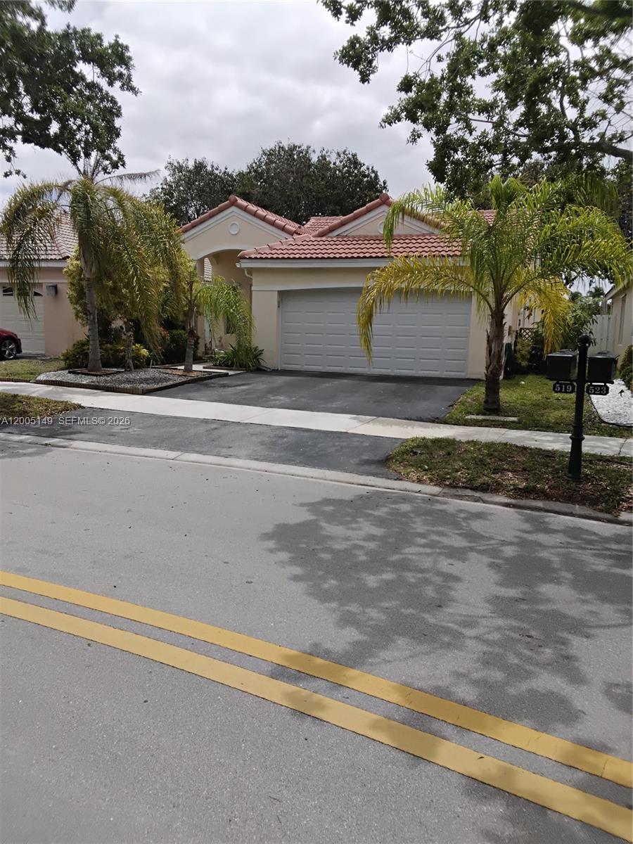 519 Talavera Rd Property Photo 2