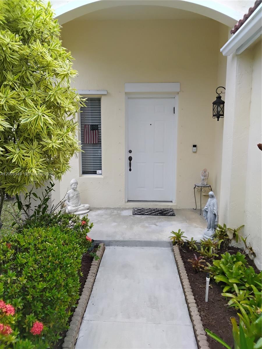 519 Talavera Rd Property Photo 3