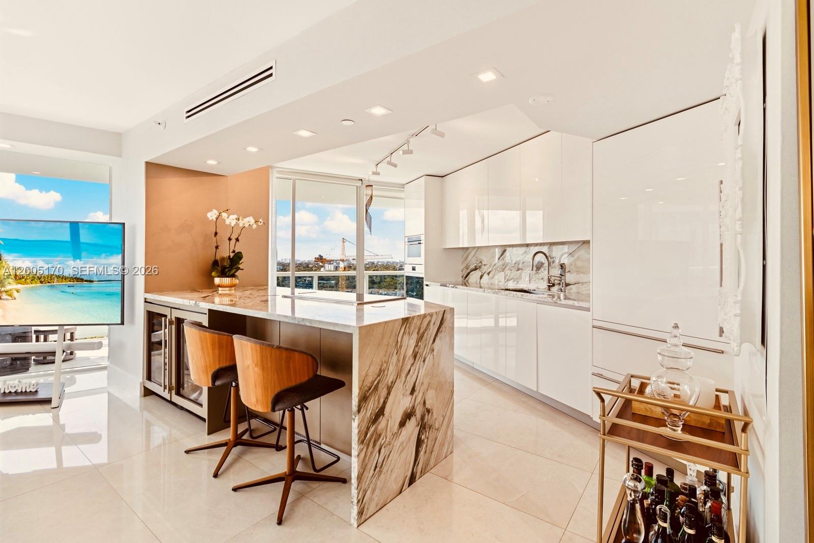 2127 Brickell Ave 1505 Property Photo 9