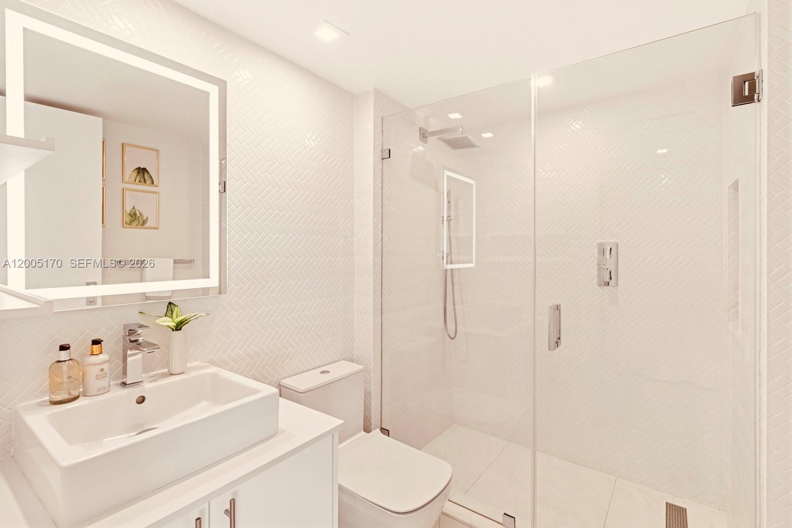 2127 Brickell Ave 1505 Property Photo 21