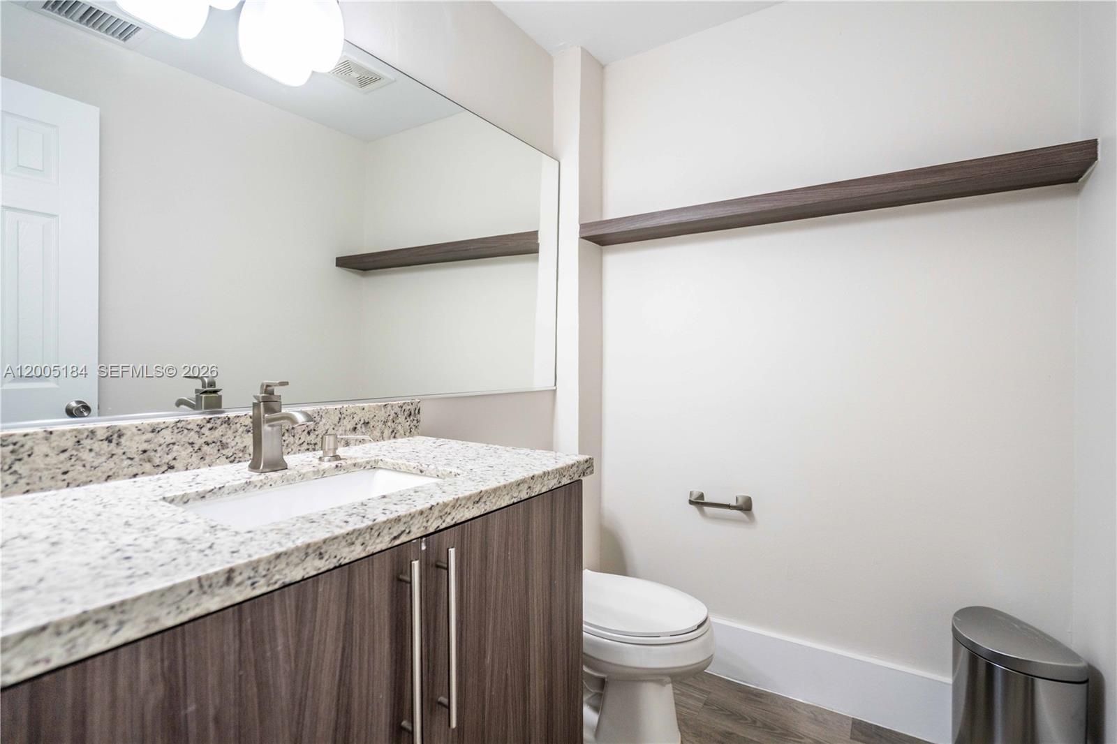 1197 71 St Property Photo 18