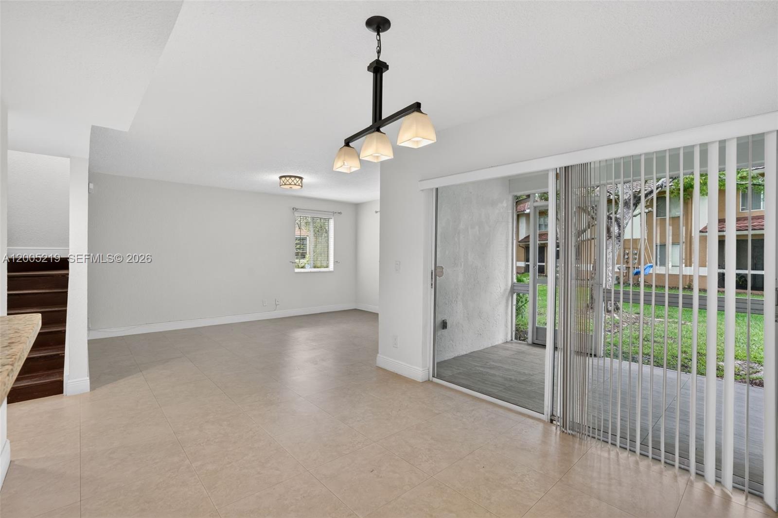 845 Nw 91st Ter Property Photo 5