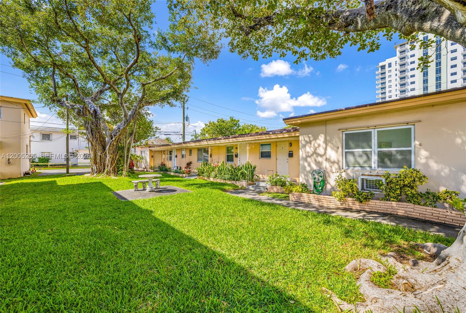 1708 Van Buren St 6 Property Photo 1