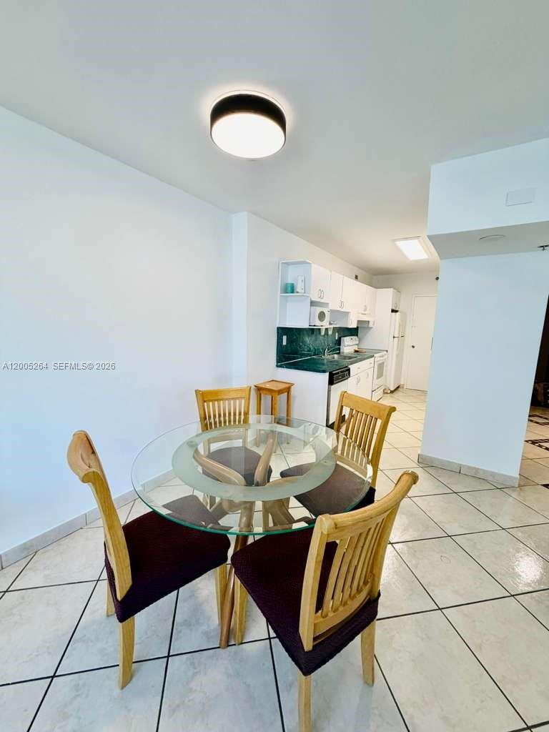 100 Lincoln Rd 731 Property Photo 6