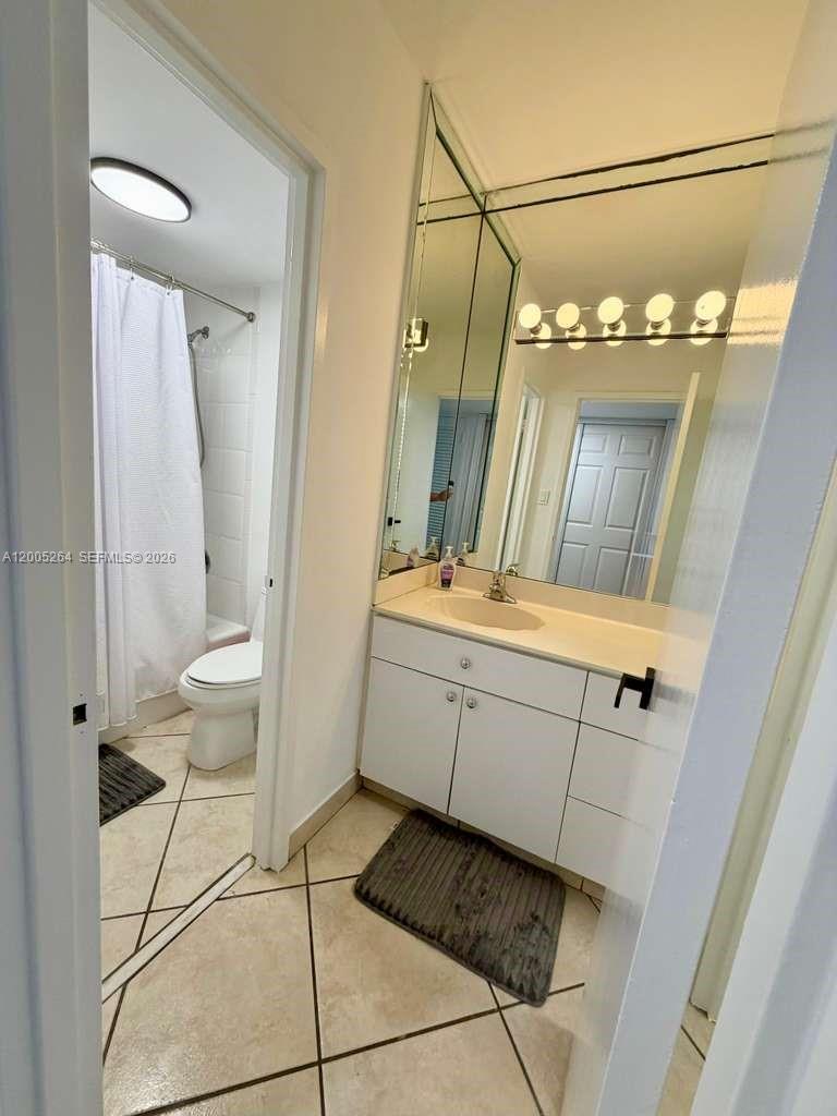 100 Lincoln Rd 731 Property Photo 10