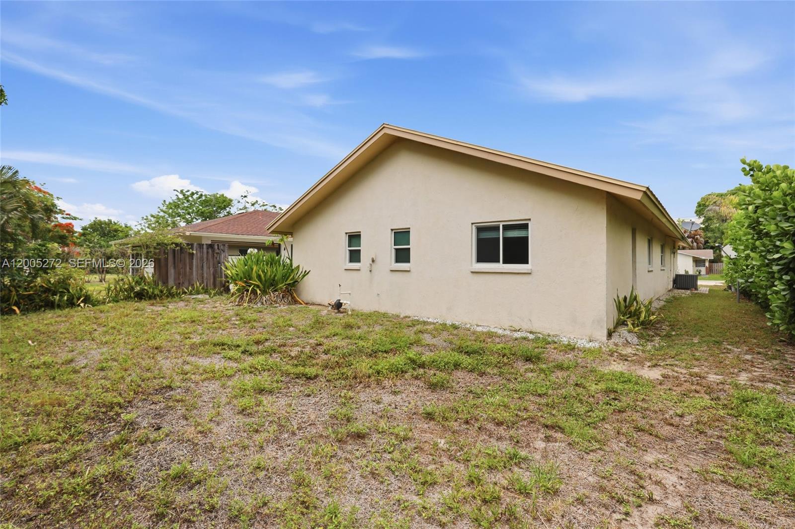1066 Highlands Dr Property Photo 32