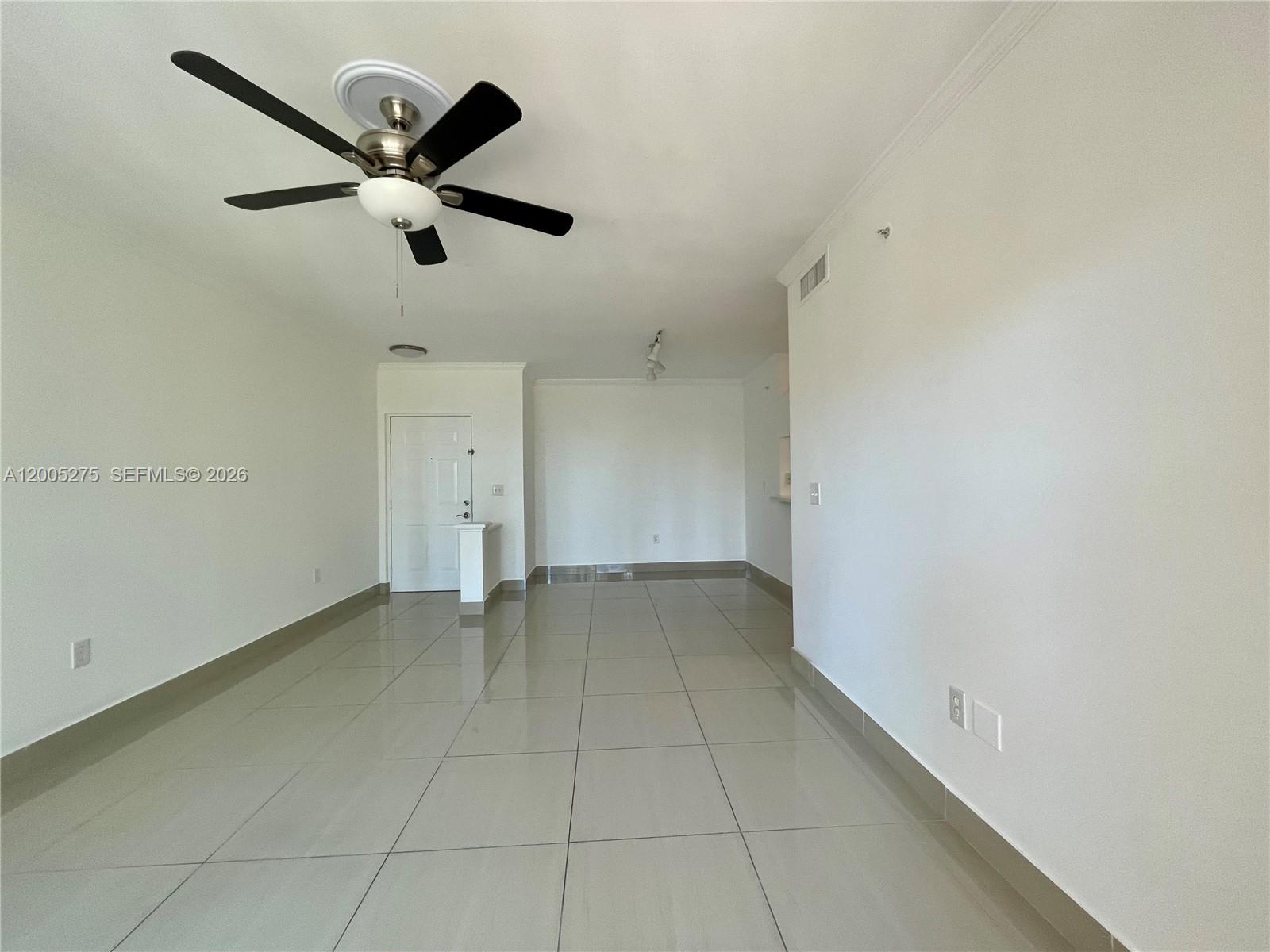 17100 N Bay Rd 1517 Property Photo 4