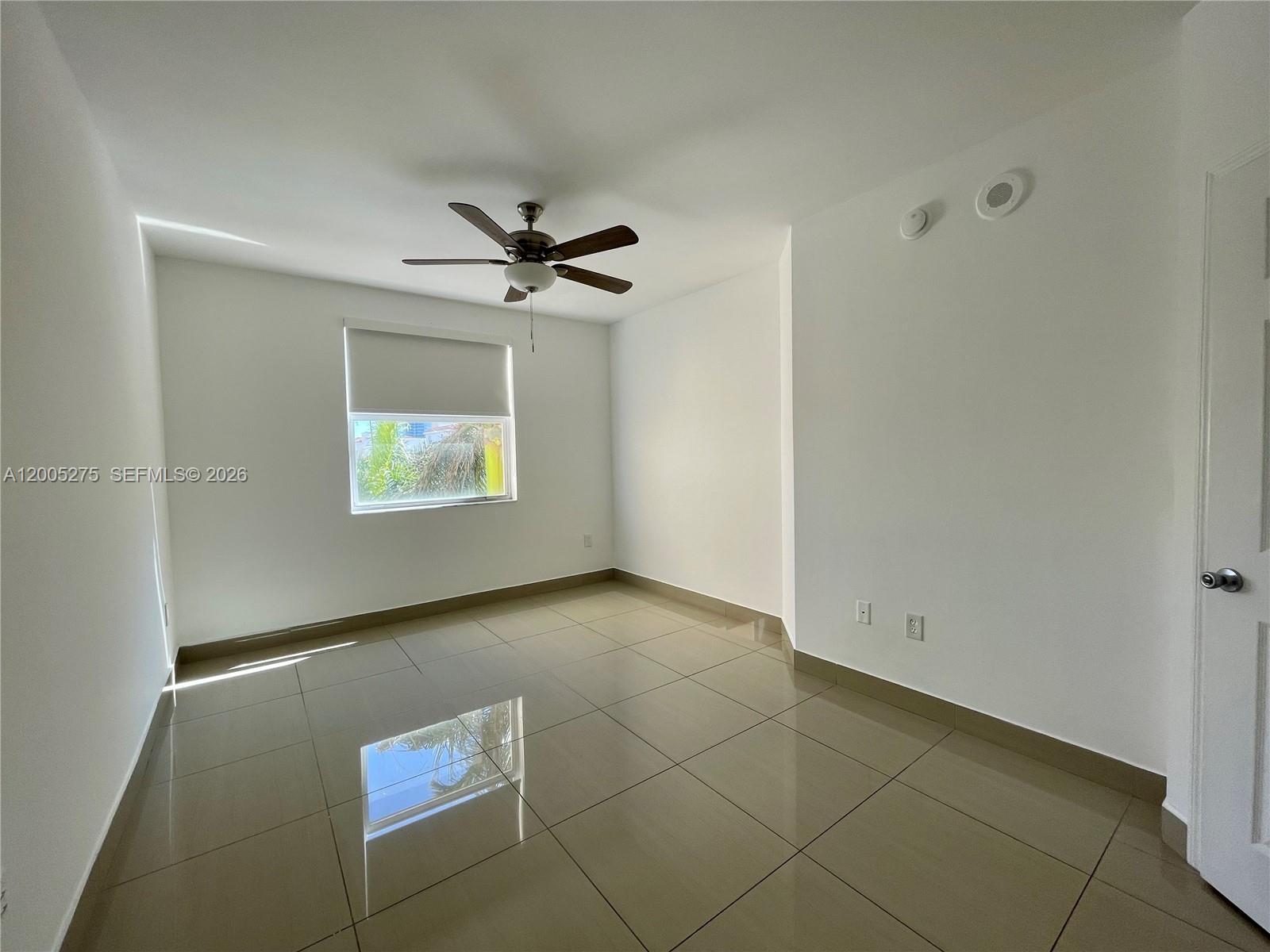 17100 N Bay Rd 1517 Property Photo 10