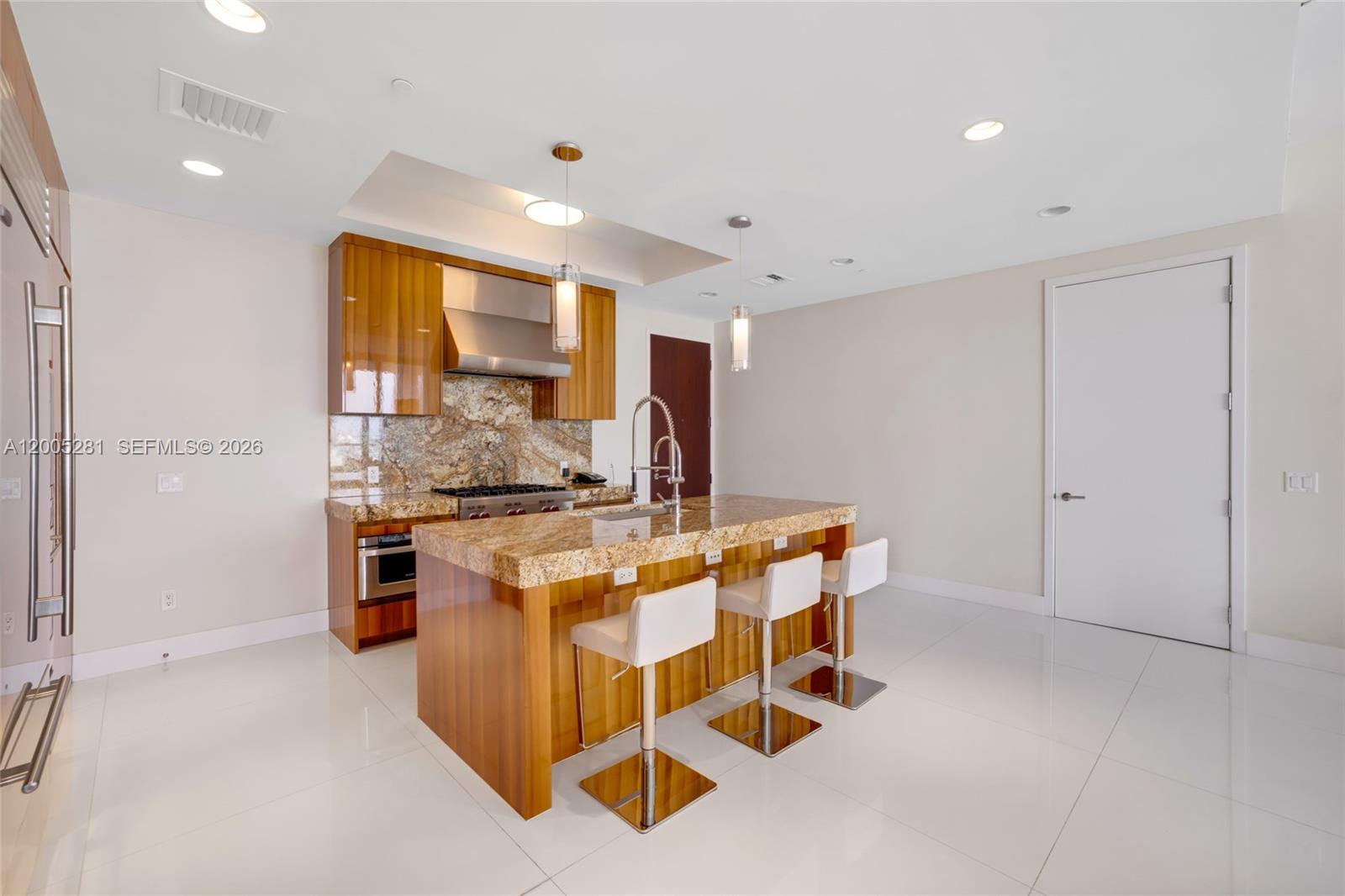 9701 Collins Ave 805s Property Photo 11