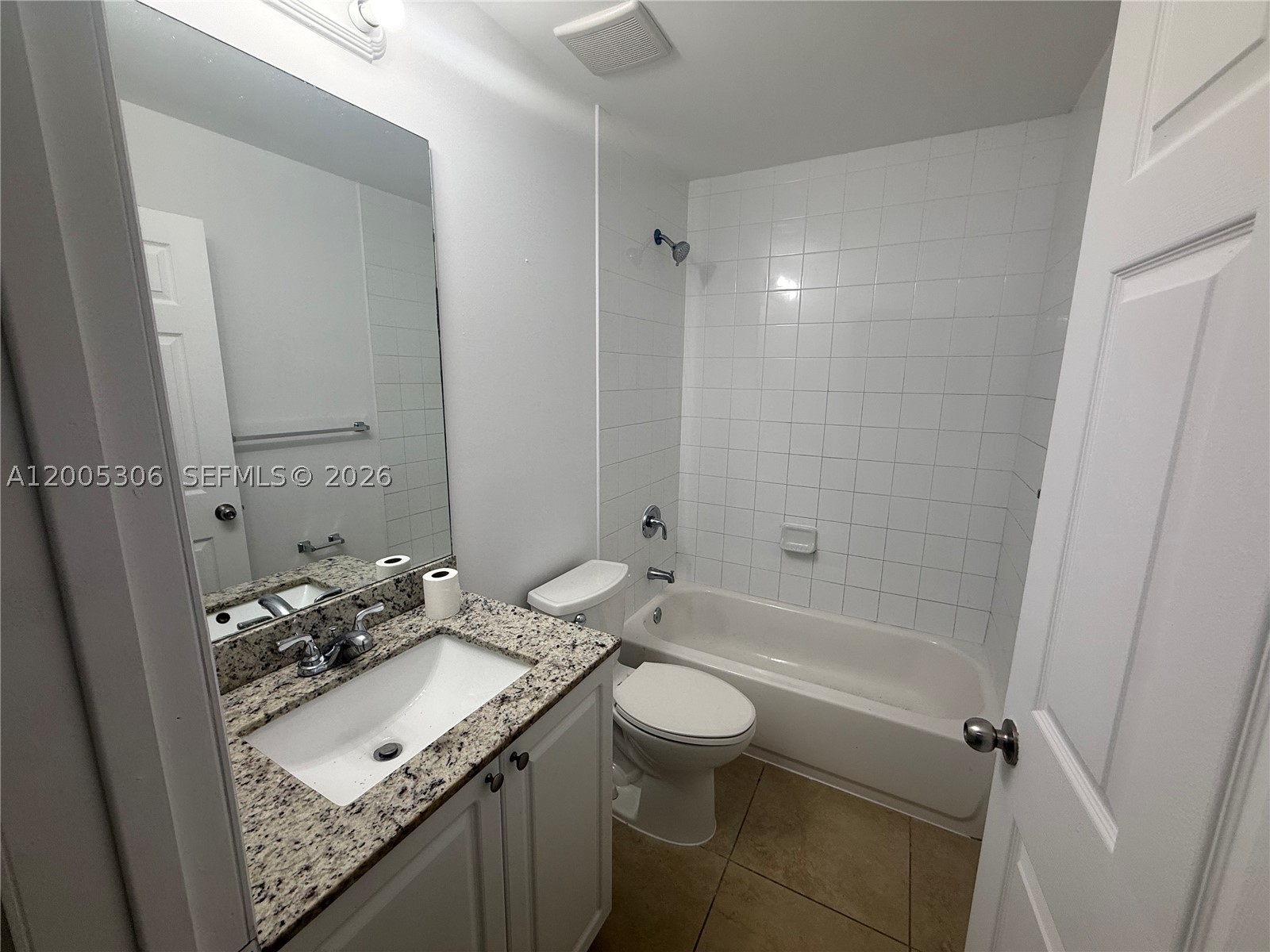 1565 Nw 47th St 1 Property Photo 8