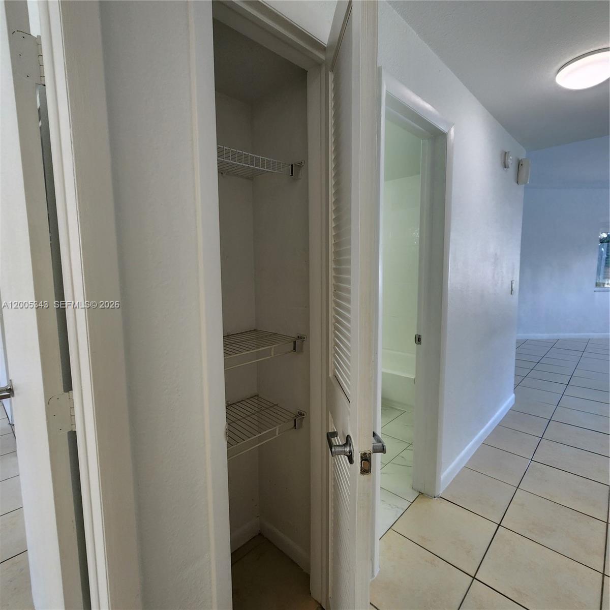1185 Marseille Dr 209 Property Photo 28