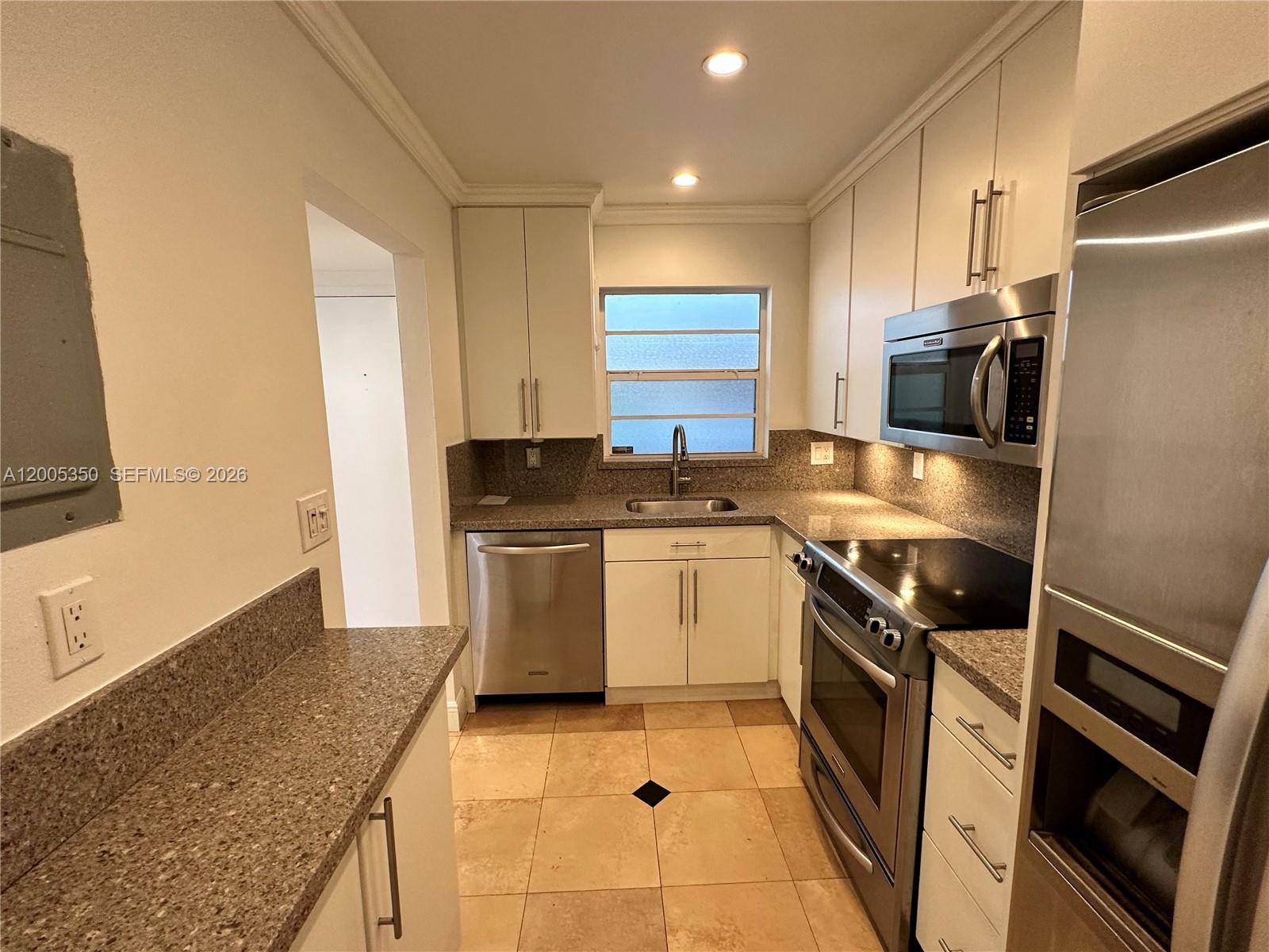 1250 Lincoln Rd 406 Property Photo 16