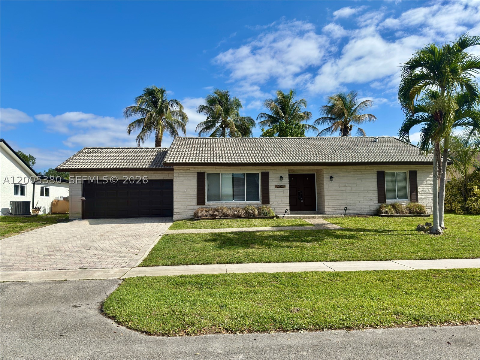 13425 Nw 10th St Property Photo 2